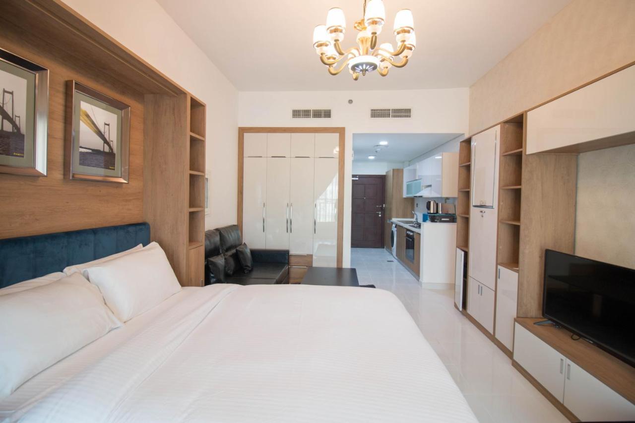 Furnished Studio, Close To All Amenties! - Resortz 11 두바이 외부 사진